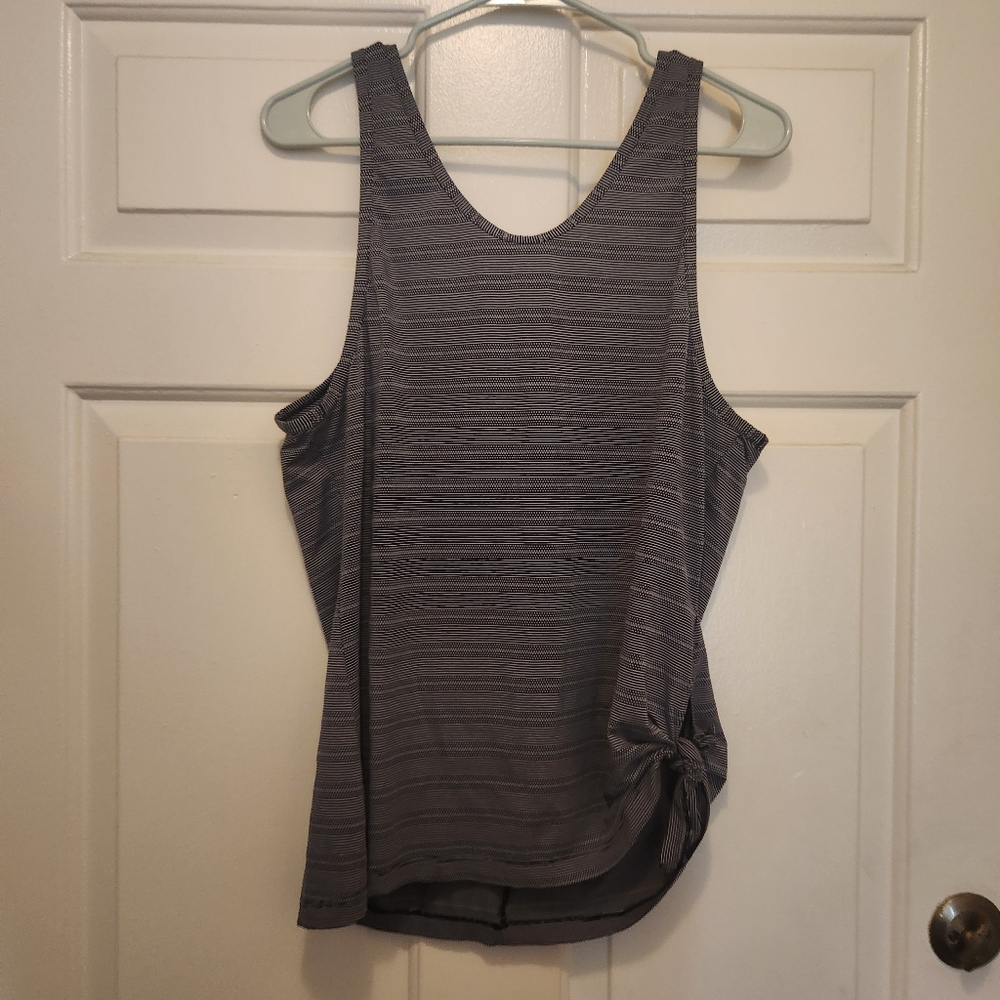 Athleta Navy Blue Max Out Side Tie Knot Stripe Athletic Tank Top Medium - Picture 2 of 7